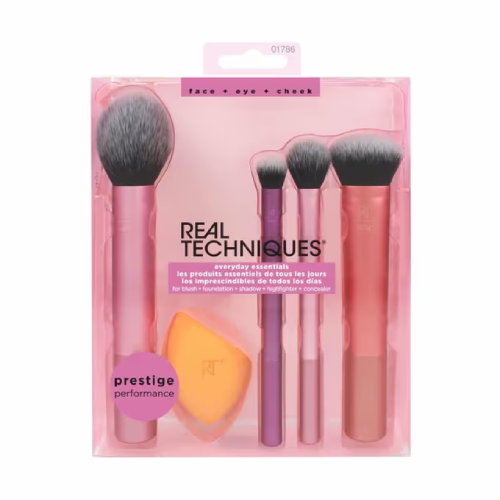ريل تكنيك – مجموعة فرش Everyday Essentials مع إسفنجة Miracle Complexion – 5 قطع