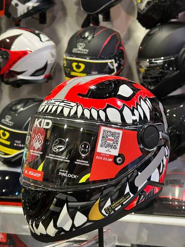 Ls2 kid helmet