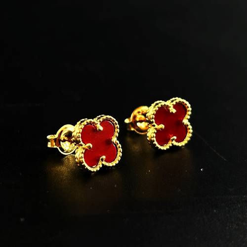 حلق فضة