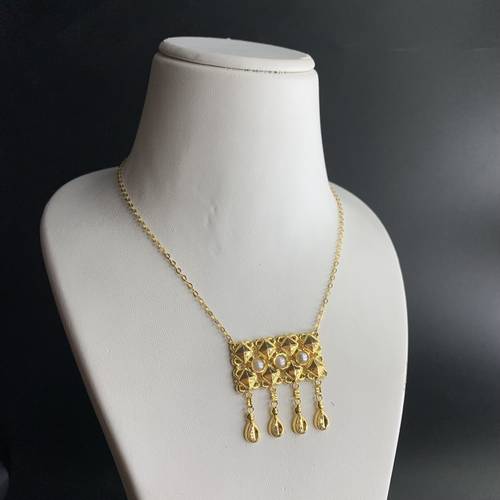 عقد