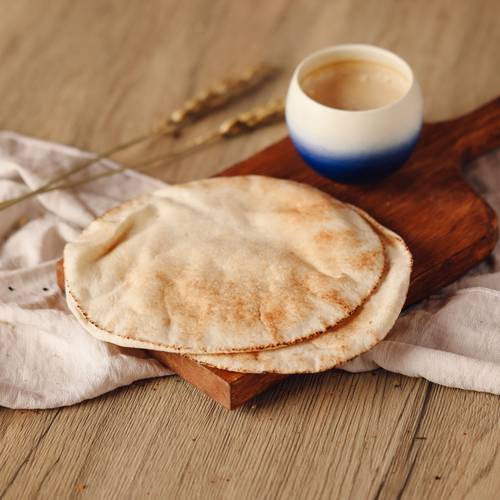 خبز شاورما أبيض