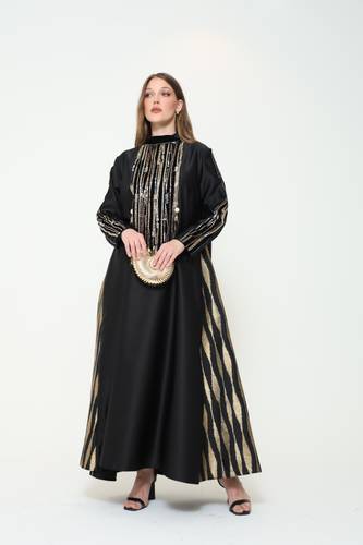 جلابيه اسود بمخمل مشغول يدوين