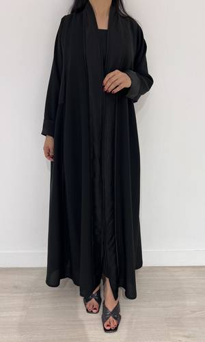 عباية عملية يومية كريب ملكي وساتان
