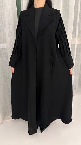 عباية عملية يومية بكسرات امامية