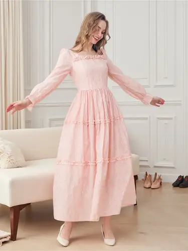 French Vintage Elegance Plus Size Dress - Audrey Hepburn-Inspired Waist-Defining A-Line Floral Print V-Neck Slimming Maxi Dress
