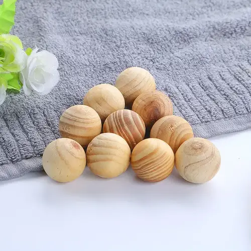 كرات خشب الأرز الطبيعي الفاخر طارد للعثة والرطوبة