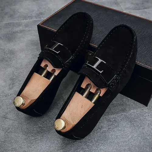 Casual Men's Shoes 2023 Spring New Style Soft Bottom Business Trendy Car Shoes One Piece Free Shipping Breathable Rubber Shoe