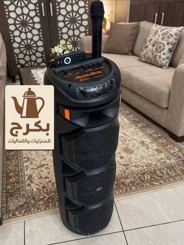 مكبر صوت كبير