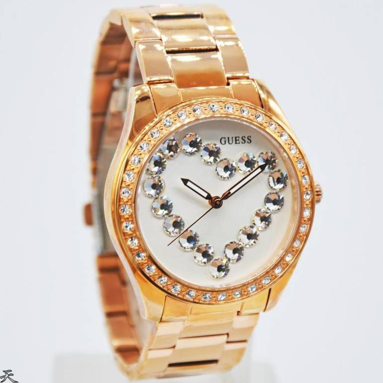 GUESS W1061L2 Â€“ ROSE GOLD WOMEN'S CRYSTAL DIAL WATCH