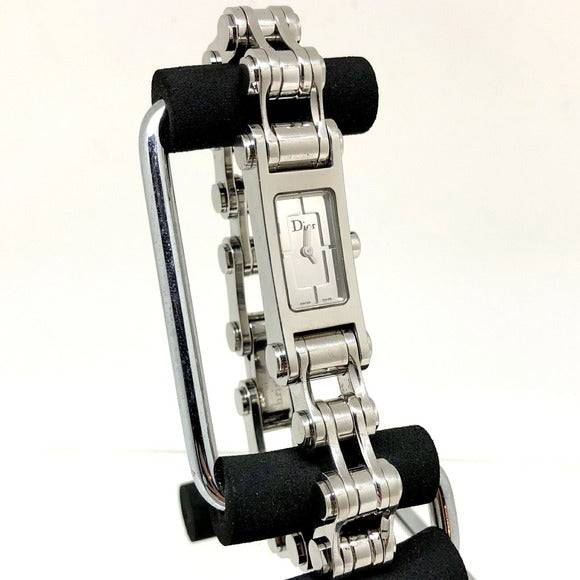 CHRISTIAN DIOR WATCH WITH STEEL BRACELET. D104-100