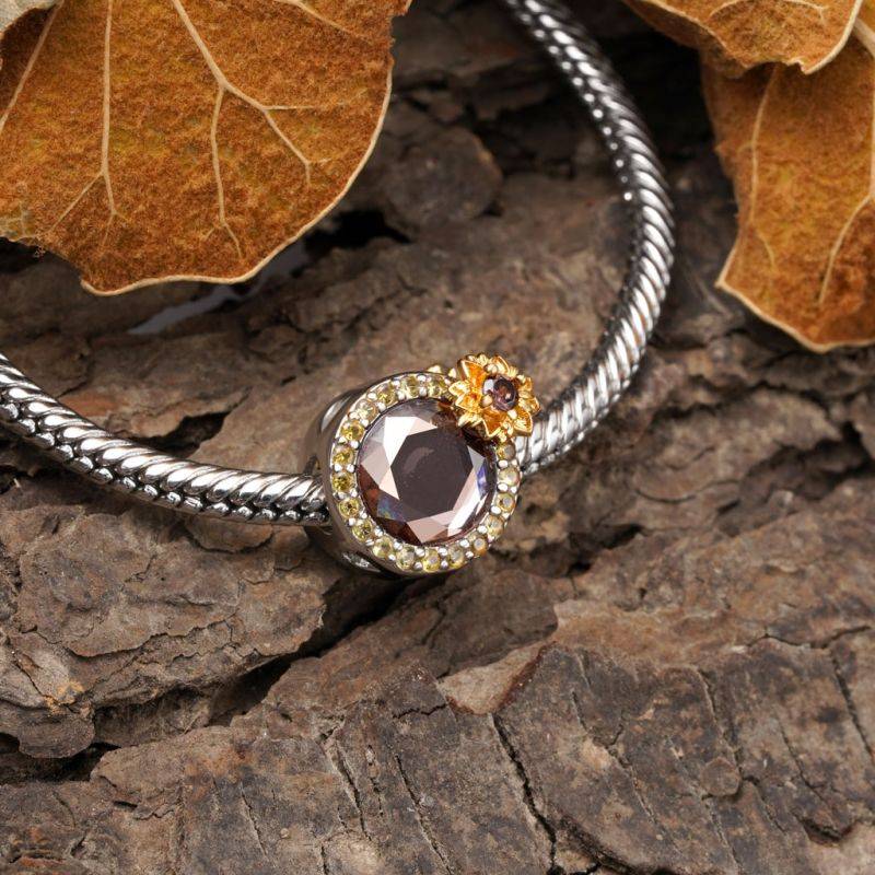 Gnoce Sunflower Round-cut Smoky Zircon Charm