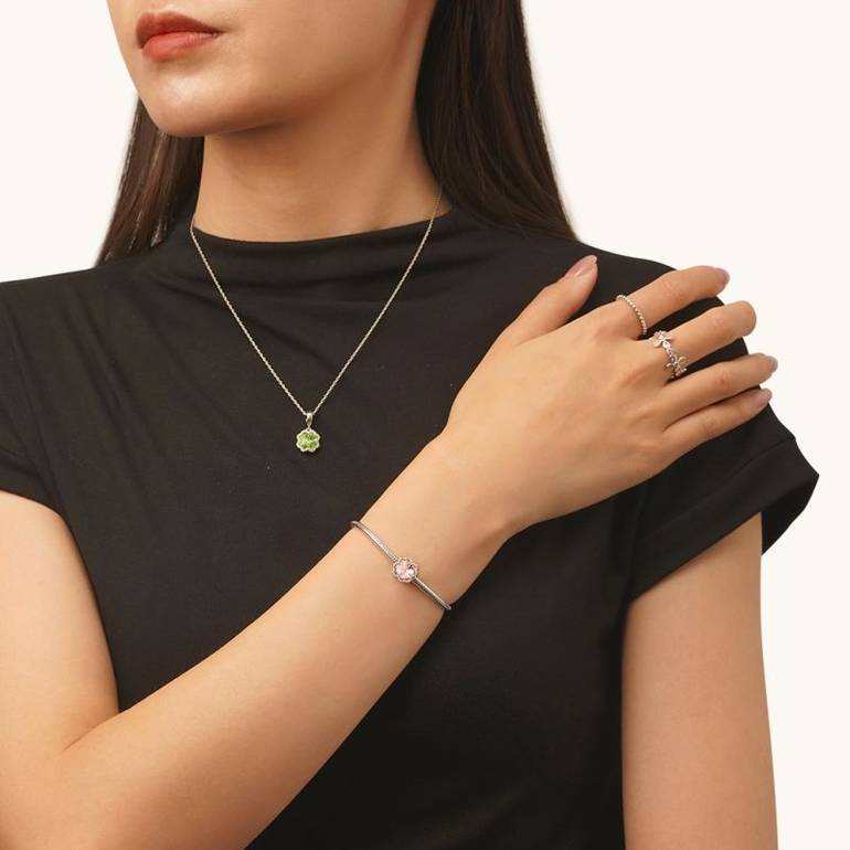 Gnoce Lucky Pink Four-leaf Clover Charm
