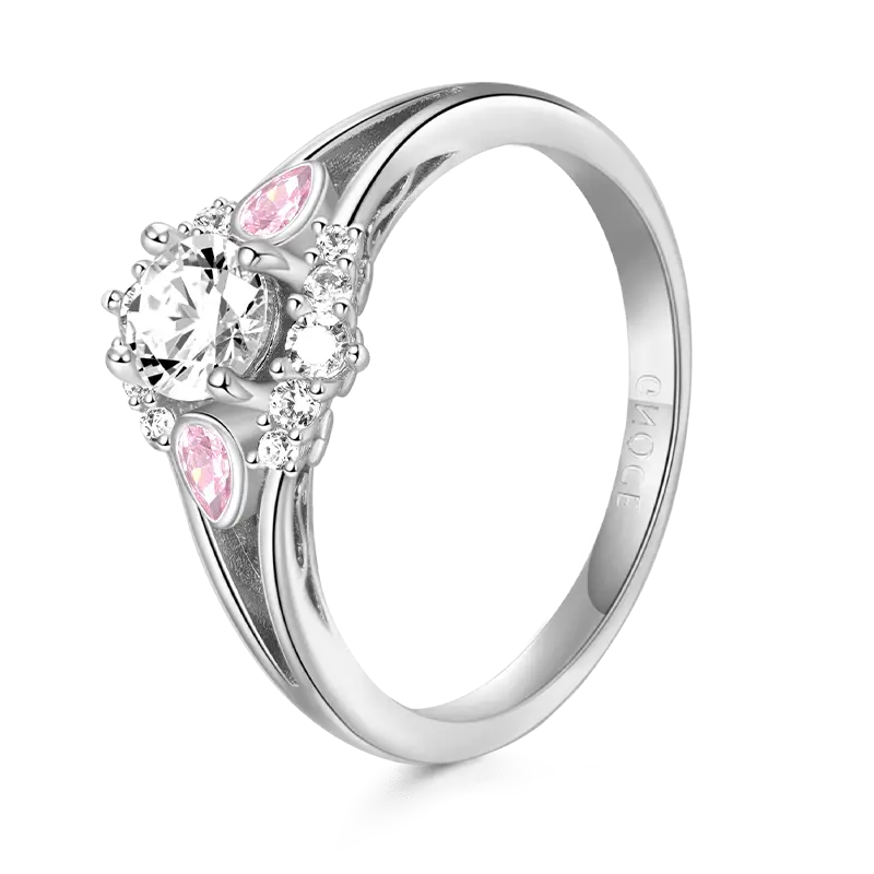 Gnoce Elegant Round Cut Promise Ring