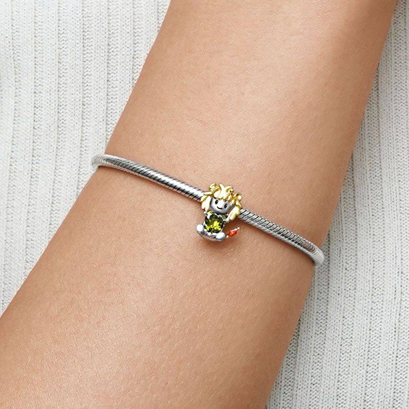 Gnoce Leo Zodiac Sign Embraces Heart Gem Charm