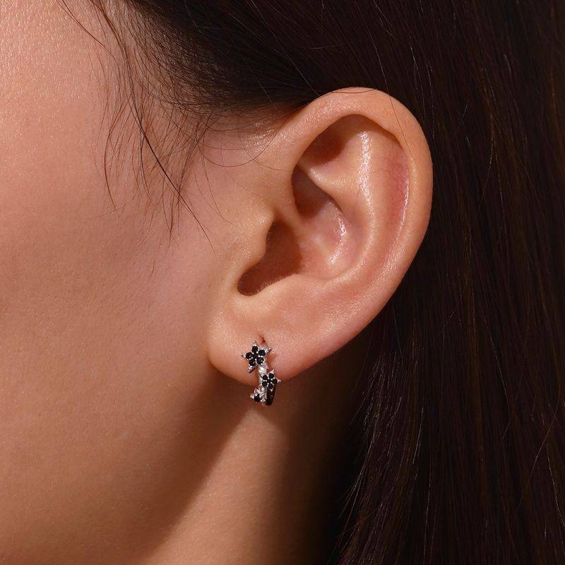 Gnoce Pentagram Design Shiny Hoop Earrings