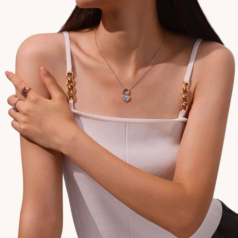 Gnoce Silver Circle Clasp Heart Charm Necklaces
