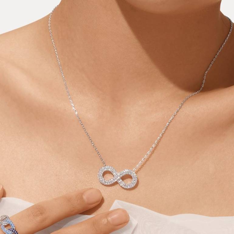 Gnoce Gradient Infinite Pavé Pendant Necklaces