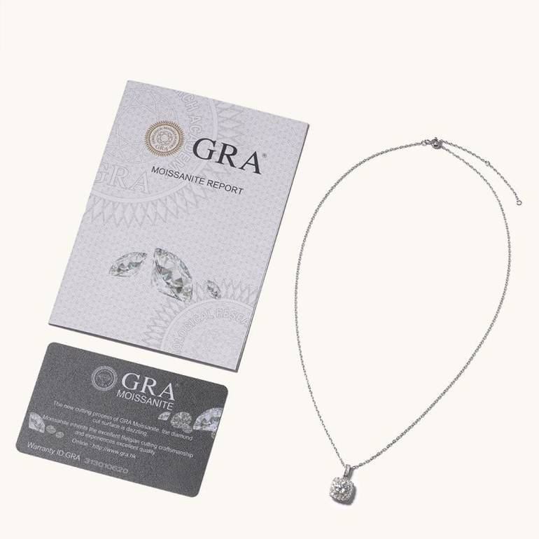 Gnoce Classic Cushion Halo 925S & VVS Moissanite Necklaces