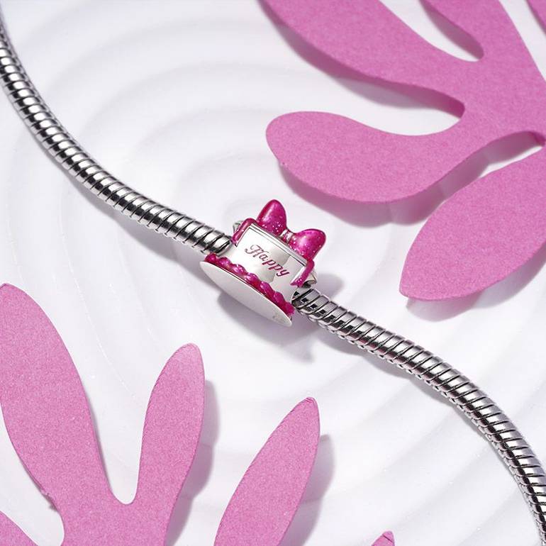 Gnoce Pink Birthday Cake Charm