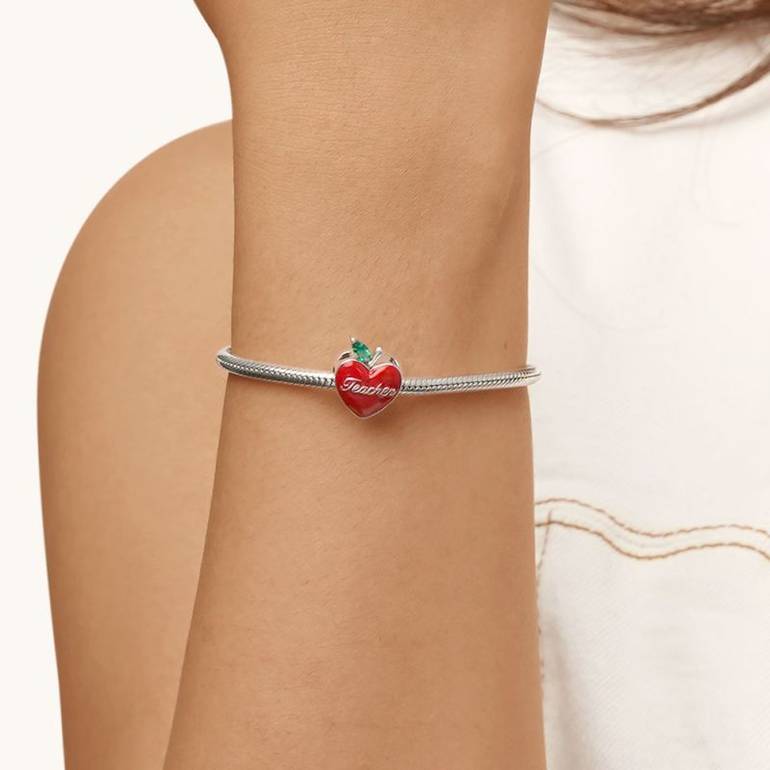 Gnoce Teacher Apple Charm