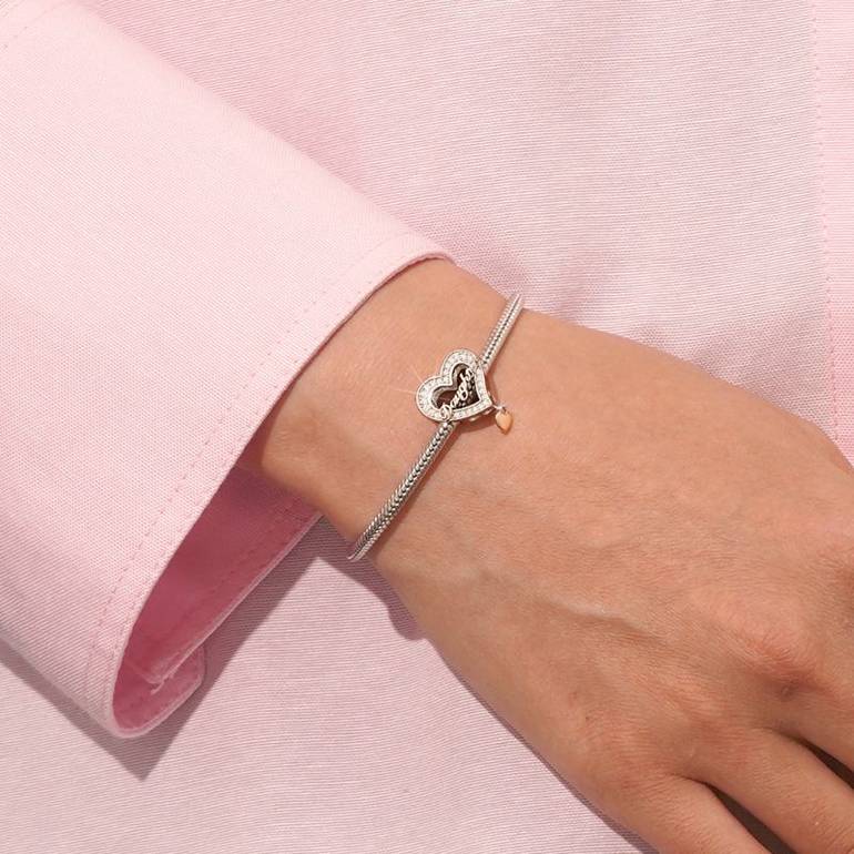 Gnoce Daughter's Heart Charm