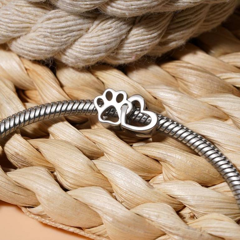 Gnoce Cute Love Pet Hollow Charm