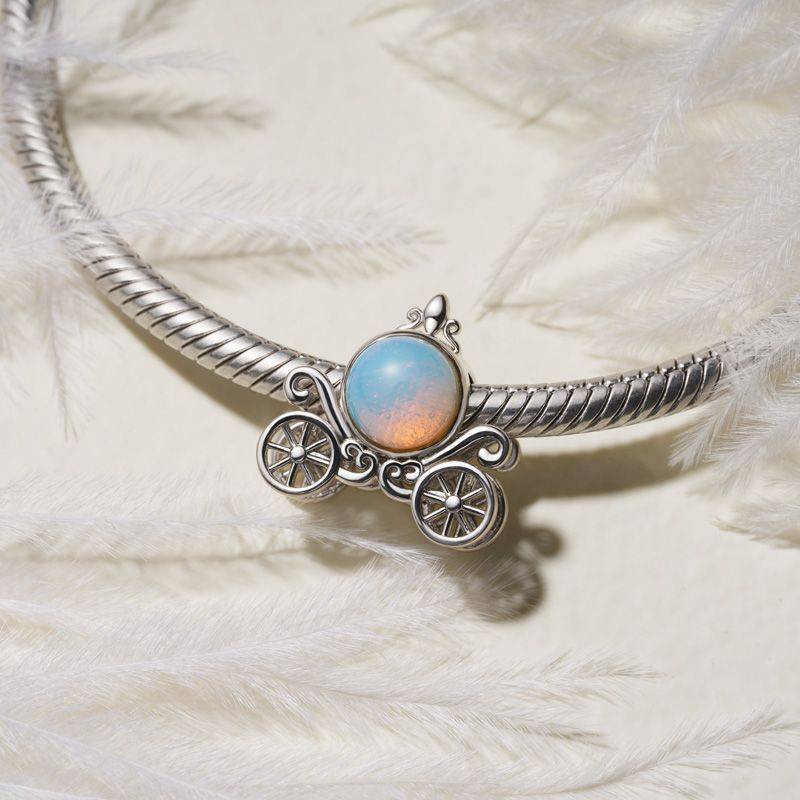 Gnoce Moonstone Magic Carriage Charm
