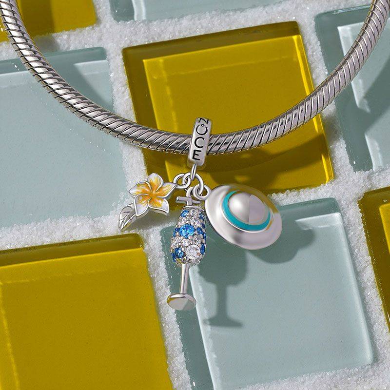 Gnoce Vacation Life Triple Pendant Dangle Charm