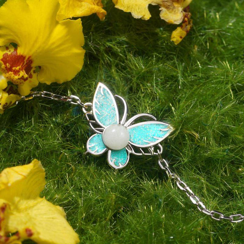 Gnoce Adjustable Glow-in-the-Dark Butterfly Bracelets