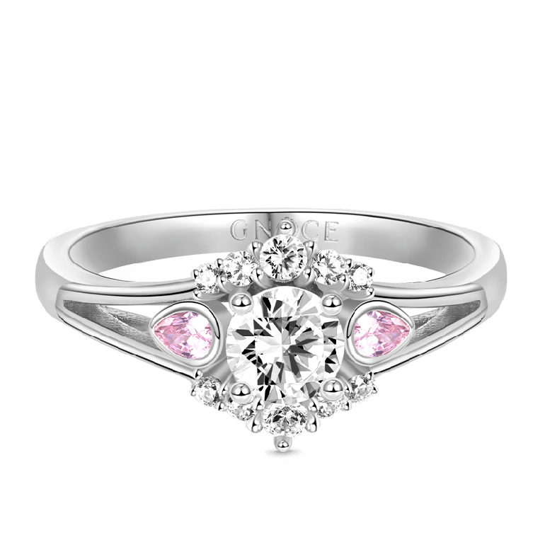 Gnoce Elegant Round Cut Promise Ring