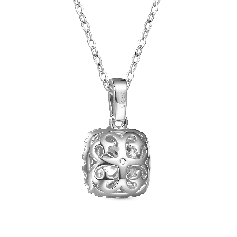 Gnoce Classic Cushion Halo 925S & VVS Moissanite Necklaces