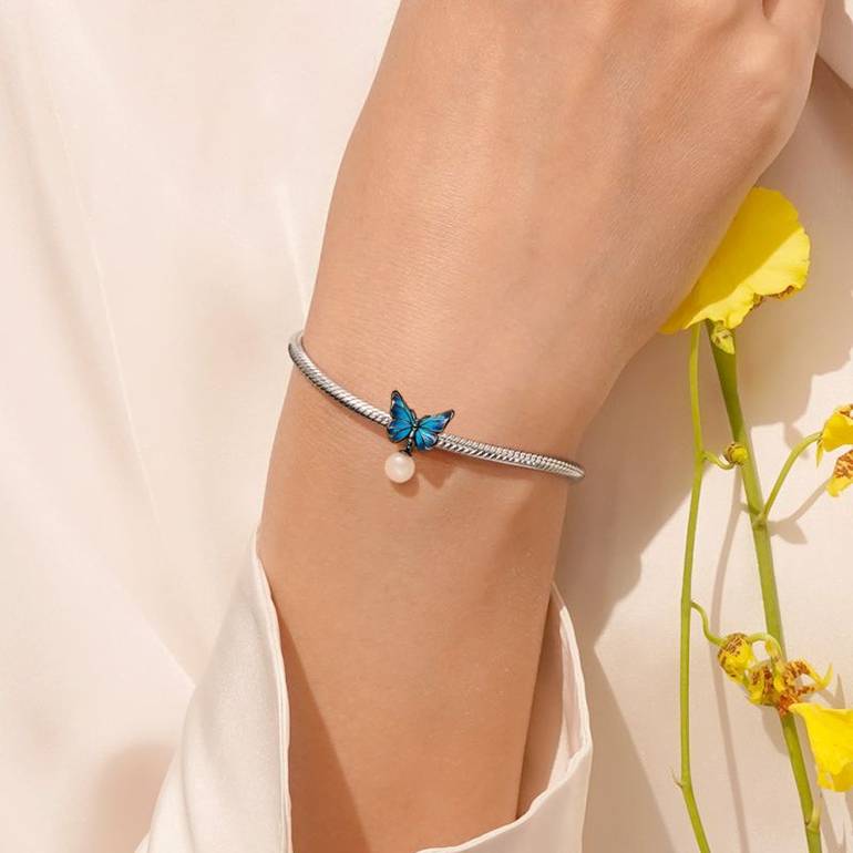 Gnoce Blue Morpho Butterfly Glow-in-the-Dark Charm