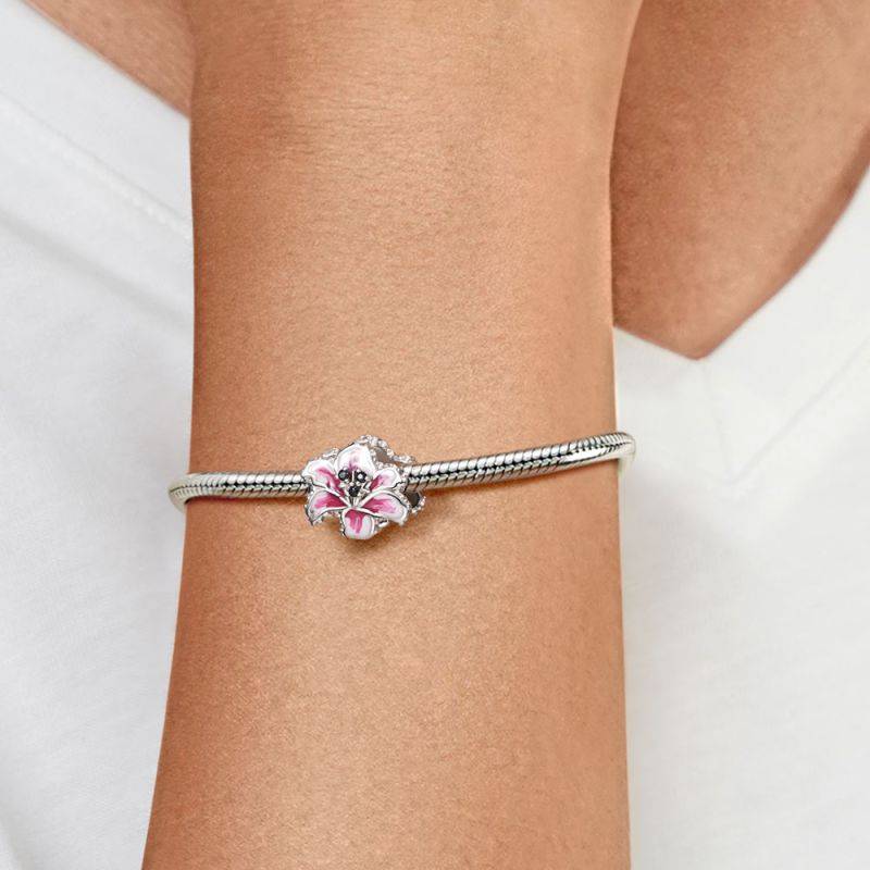 Gnoce Pink Lily Flower Charm