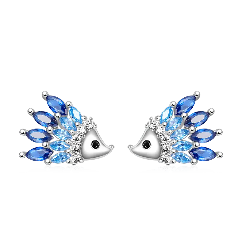 Gnoce Sparkling Hedgehog Stud Earrings