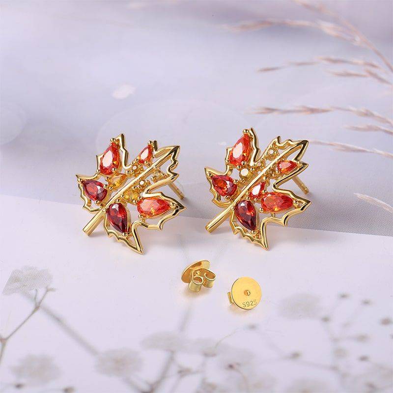 Maple Leaf Stud Earrings Inlaid with Droplet Gems