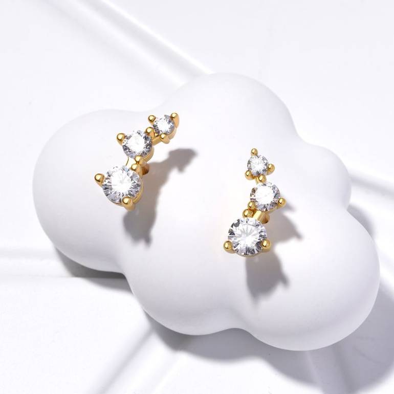 Gnoce Three Stone Stud Earrings