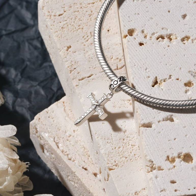Gnoce Vintage Cross Pendant Dangle Charm
