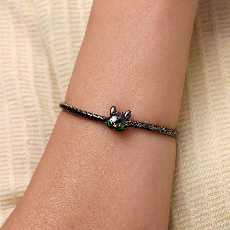 Gnoce Impish Toothless Stopper Charm
