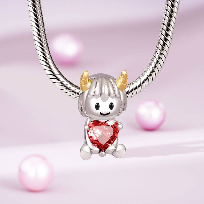 Gnoce Capricornus Zodiac Sign Embraces Heart Gem Charm