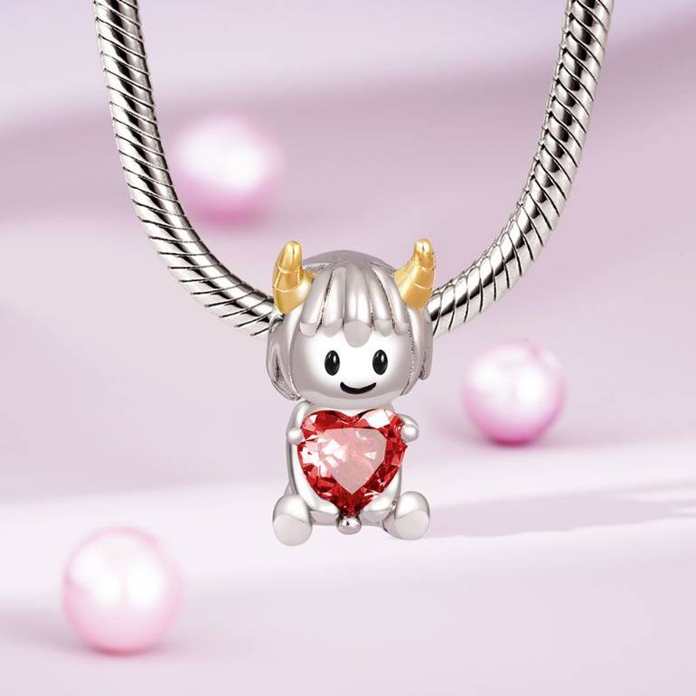 Gnoce Capricornus Zodiac Sign Embraces Heart Gem Charm