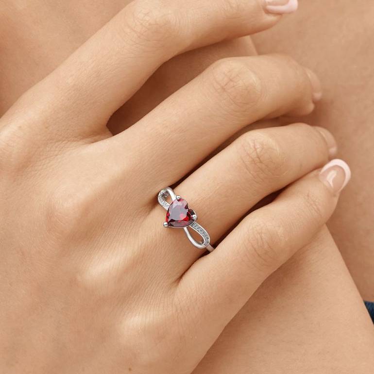 Gnoce Sparkling Birthstone Infinity Love Heart Ring