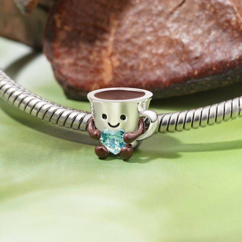 Gnoce Coffee Cup Embraces Love Charm