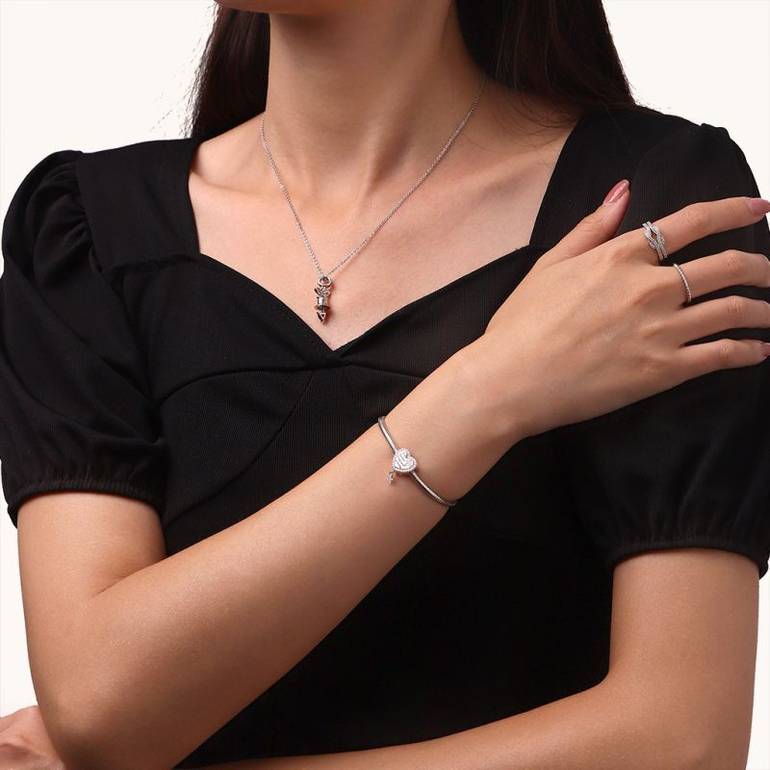 Gnoce Double-Sided Devotion Heart Charm