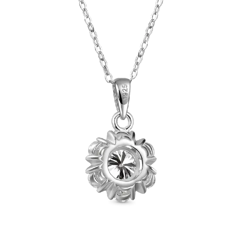 Gnoce Gorgeous 1Ct VVS Moissanite Snowflake Pendant Necklaces