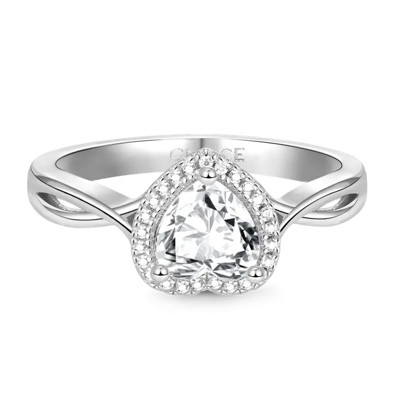 Gnoce Sparkling Twisted Heart Promise Ring