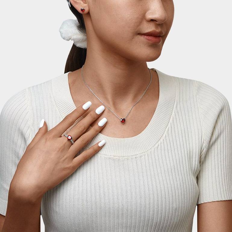 Gnoce Birthstone Heart Necklaces