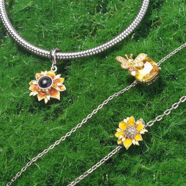 Gnoce Adjustable Sunflower Bracelets