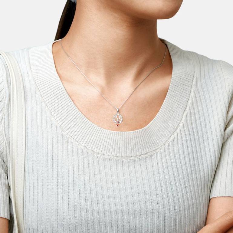 Gnoce Sparkling Phoenix Necklaces