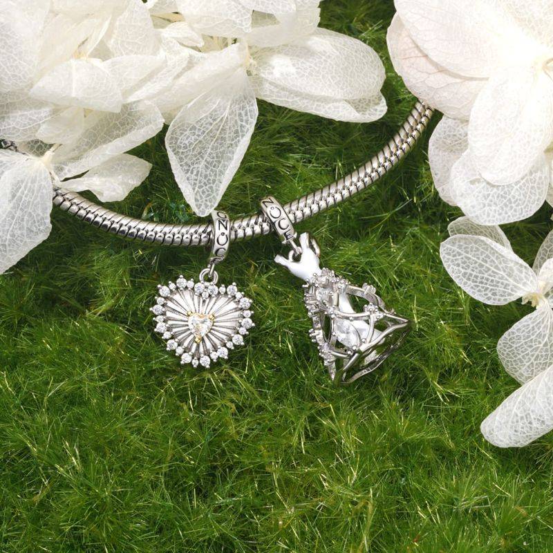 Gnoce White Wedding Dress Charm
