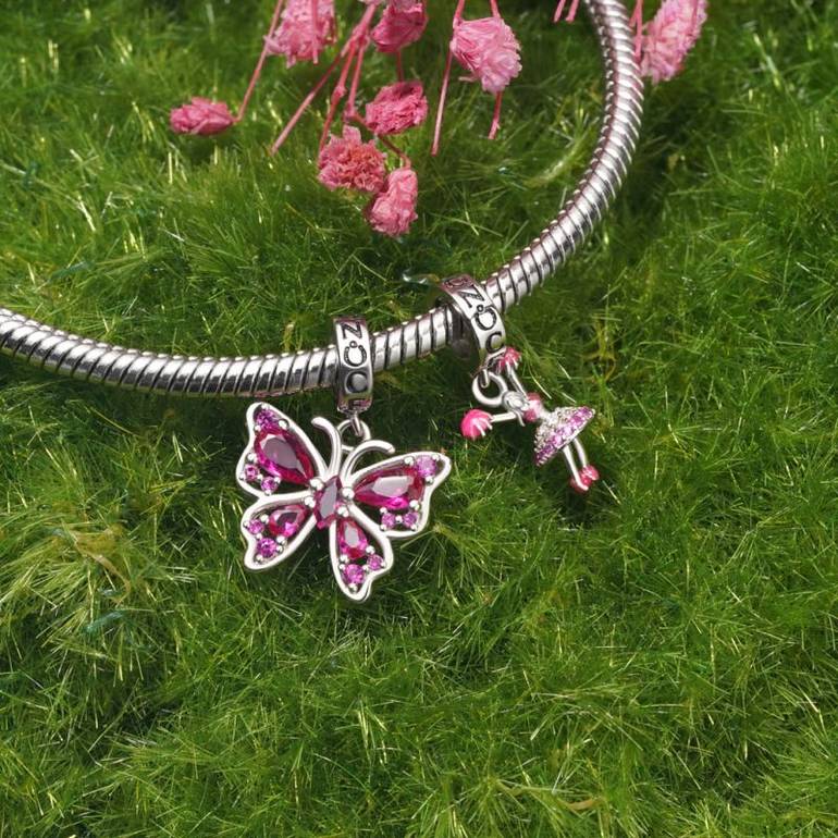Gnoce Pink Butterfly Pendant Dangle Charm
